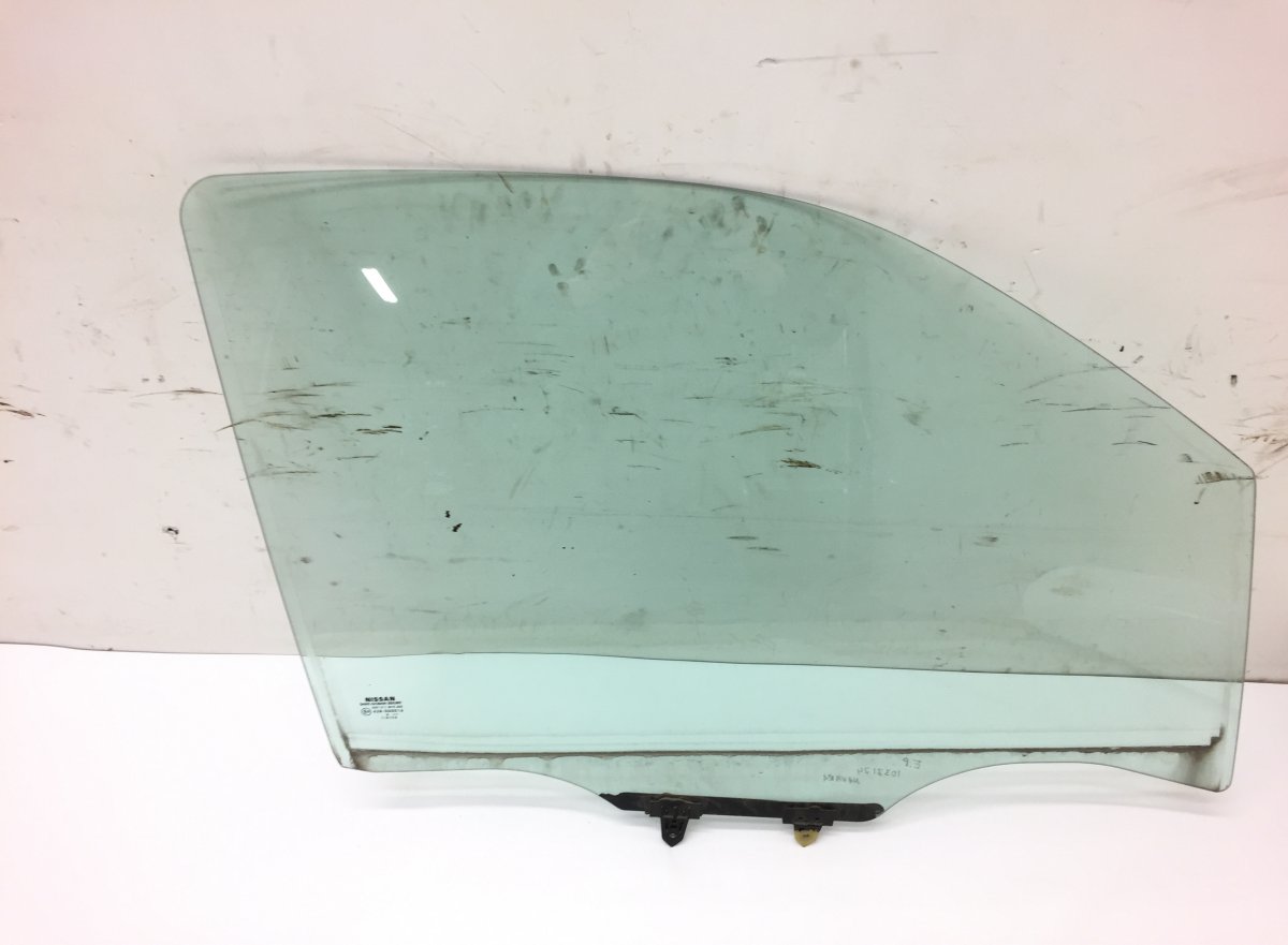 Nissan Pick Up / Navara / NP300 (D22) Door window glass front right NISSAN NAVARA II / NP300 (D40) (2004-2021) Door...