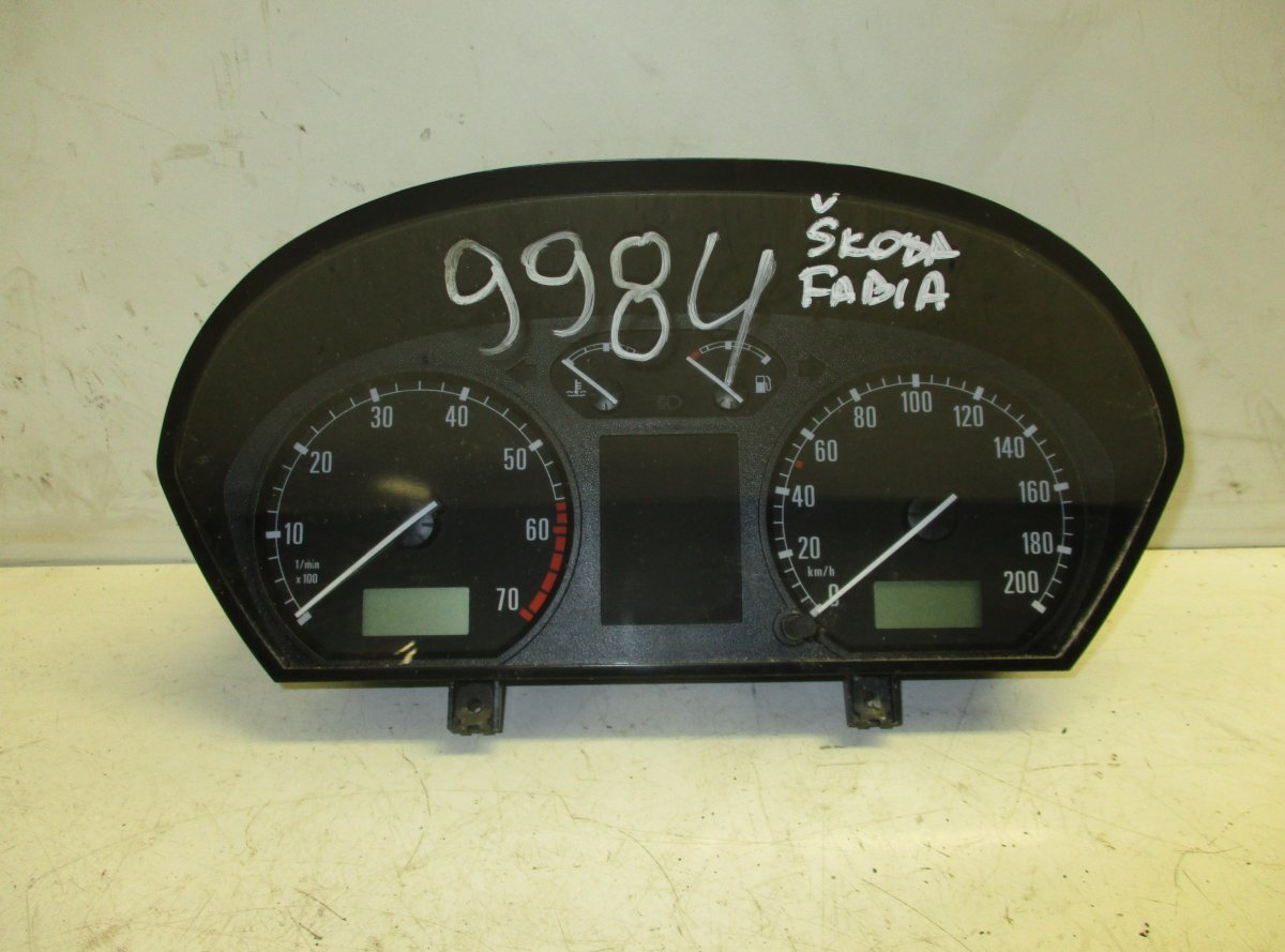Skoda Fabia instrument cluster SKODA FABIA I (6Y) (1999-2008) Instrument Clust...