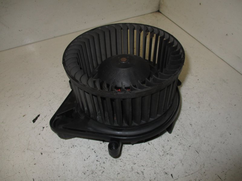 Audi A4 (B6) Heater Fan AUDI A4 (B7) (2004-2008) Heater Fan 8E1820021E
...