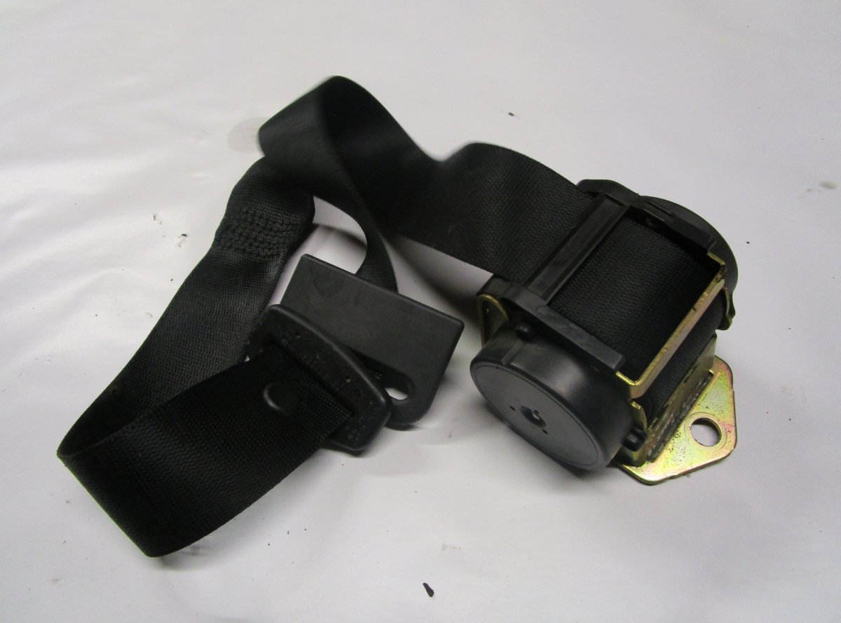Mercedes-Benz A (W168) Seat Belt Rear Center MERCEDES-BENZ E-CLASS (W211) (2002-2009) Seat B...