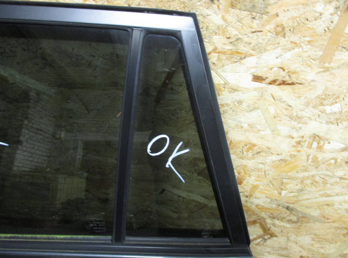 Toyota RAV4 (XA30) Door quarter Window glass rear left TOYOTA RAV 4 III (XA30) (2005-2012) Door quarte...