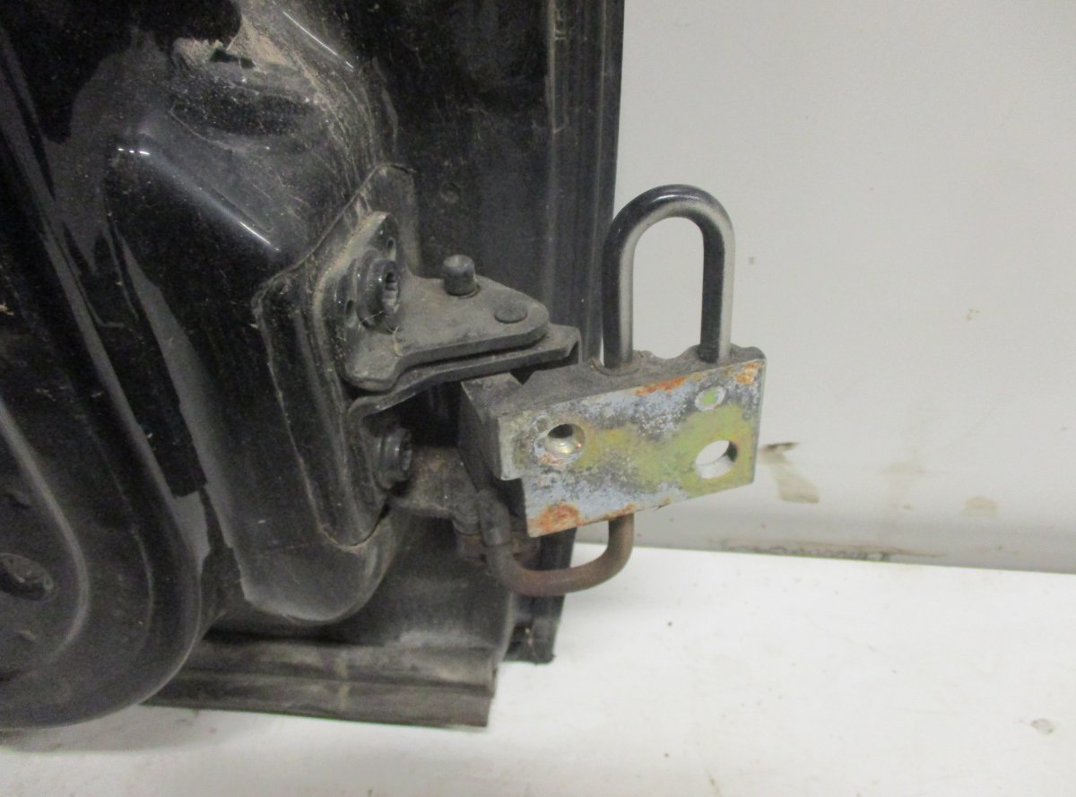 Volkswagen Golf 3 Door Hinge Front Lower left VW GOLF IV (1J) (1997-2006) Door Hinge Front Lo...