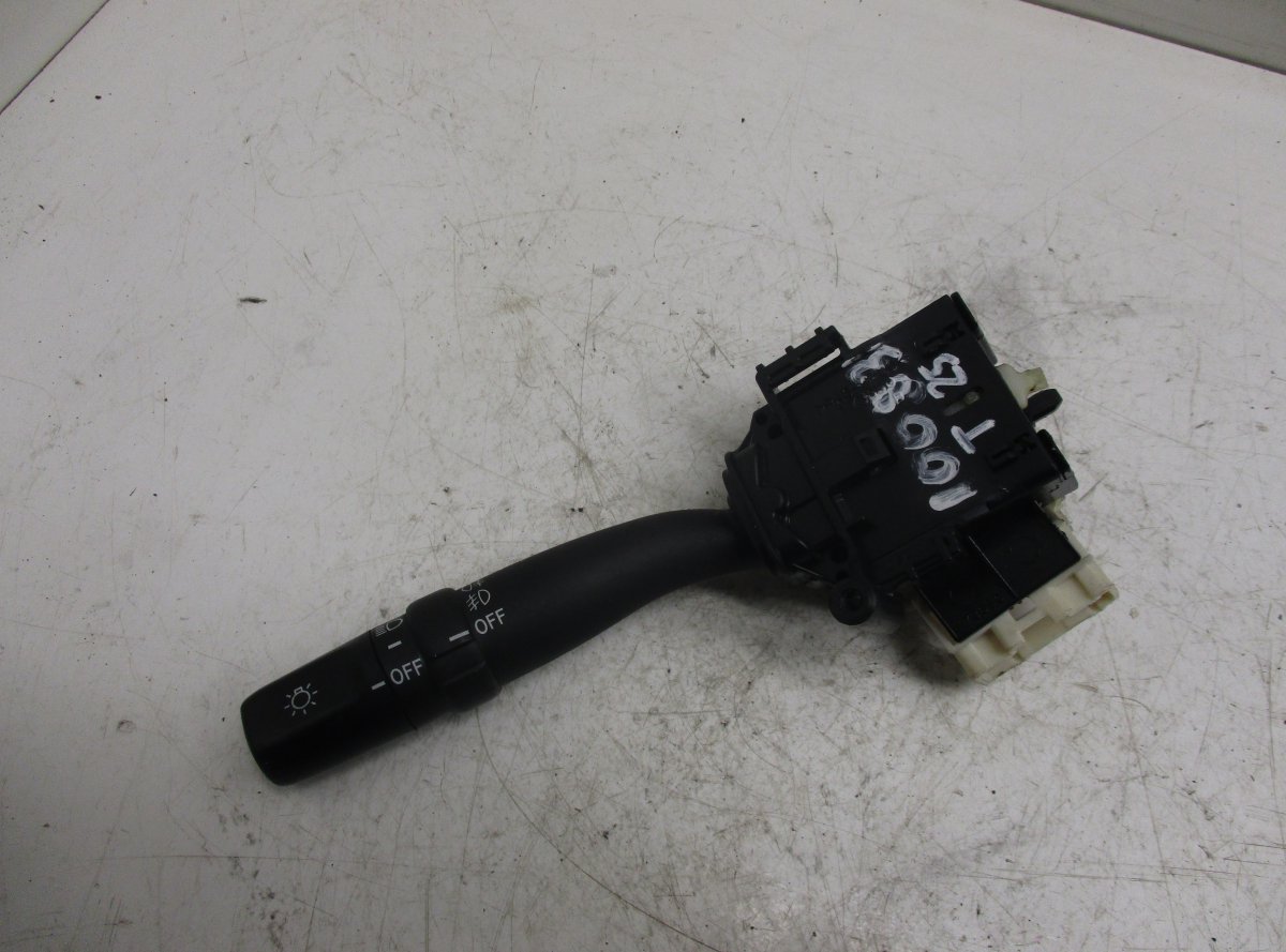 Toyota Previa Indicator switch TOYOTA PREVIA II (2000-2006) Indicator switch 8...