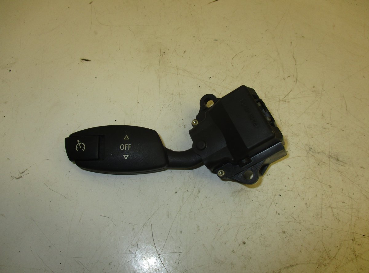 BMW 7 (E65 / E66 / E67 / E68) Cruise control switch