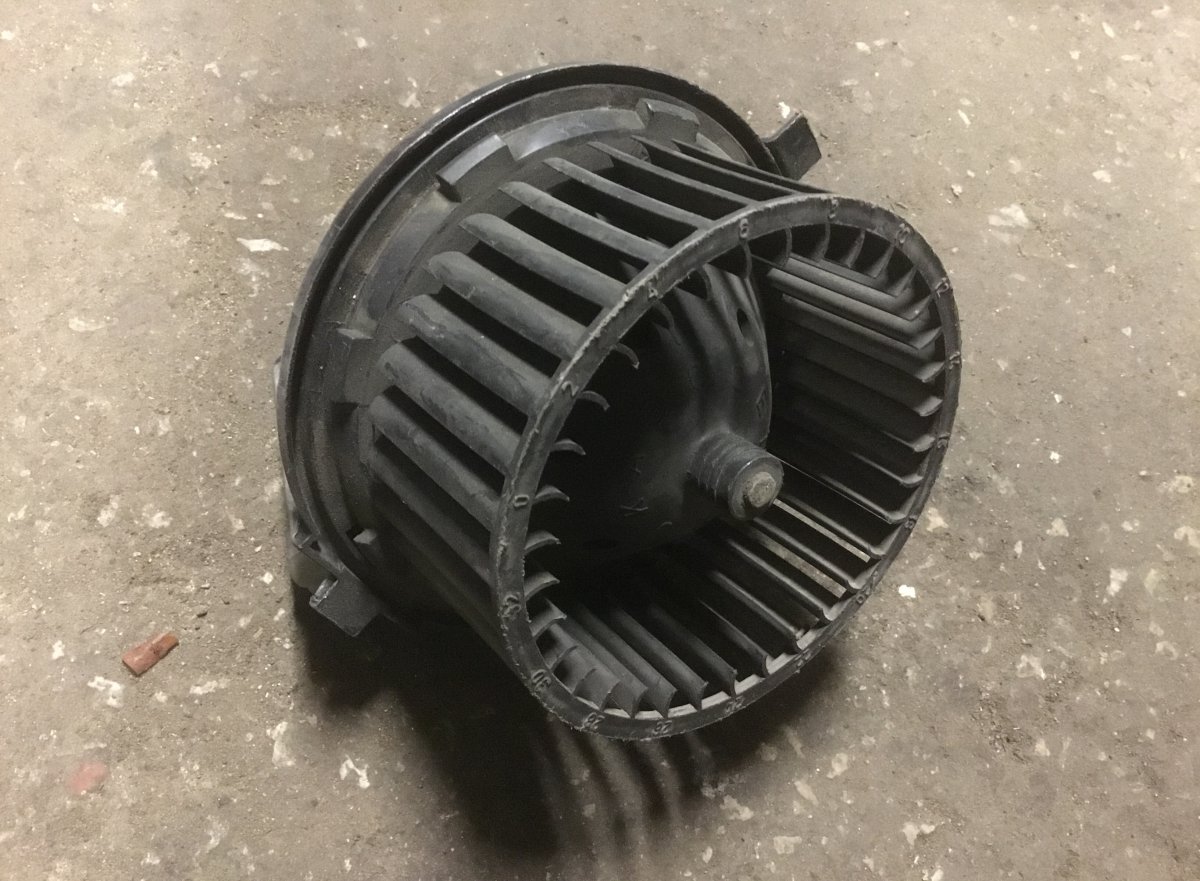 Volkswagen Golf 1 Heater Fan VW GOLF II (19E, 1G1) (1983-1992) Heater Fan 19...