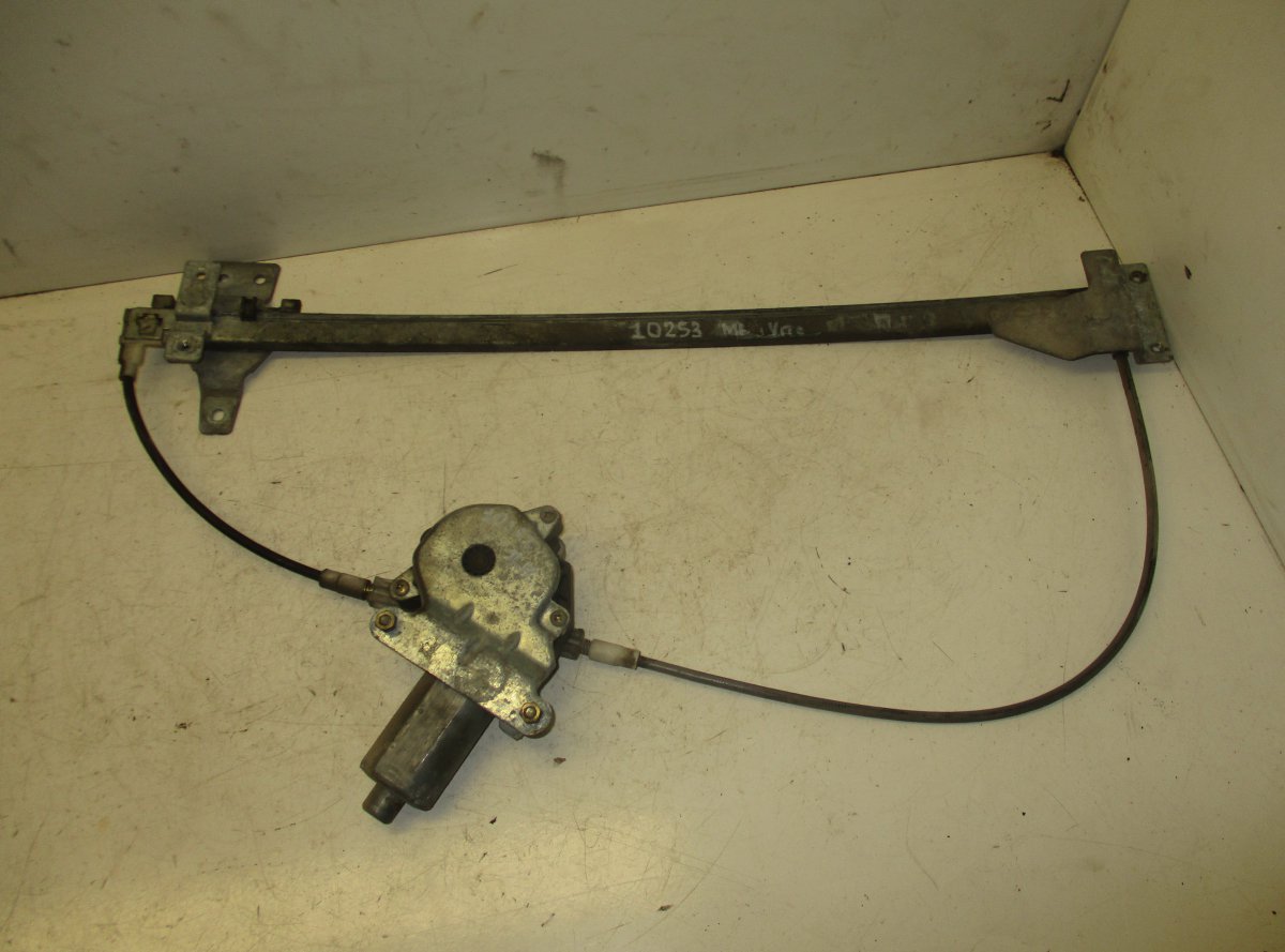 Mercedes-Benz V / Vito (W638) Window Regulator Compl. front right MERCEDES-BENZ VITO / V-CLASS (W638) (1996-2003)...
