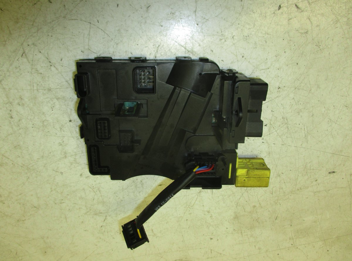 Volkswagen Golf 6 Steering column control unit VW GOLF VI (5K) (2008-2013) Steering column con...