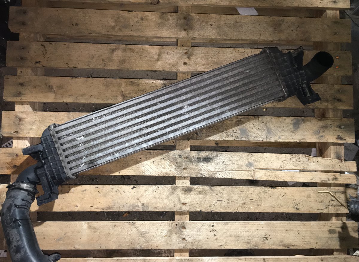 Volvo C30 Turbo radiaator VOLVO S40 / V50 / C30 / C70 (MS, MW) (2004-2012...