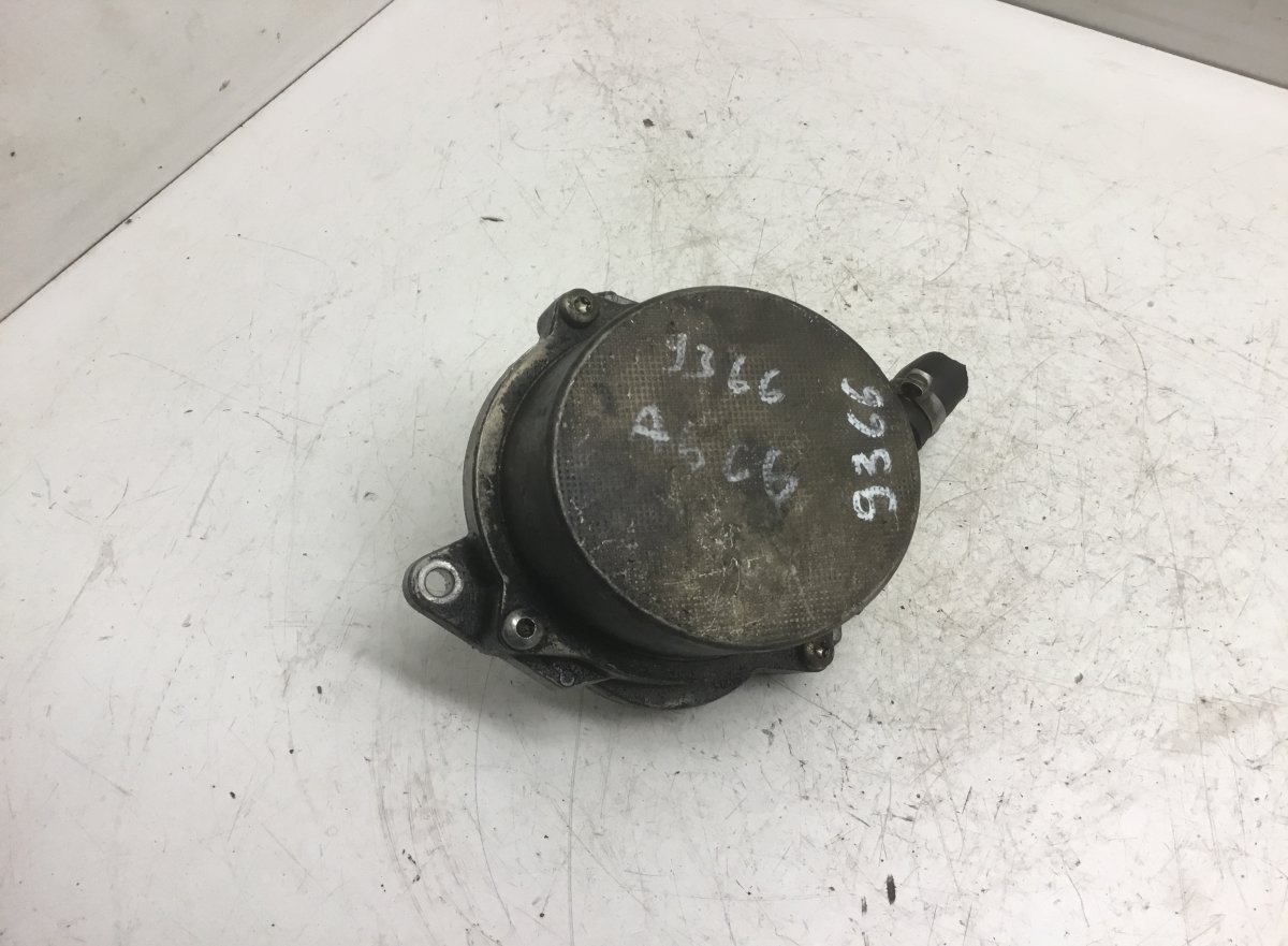 Audi A6 (C5) Vacuum Pump, engine AUDI A6 / A6 ALLROAD (C6, 4F) (2004-2011) Vacuu...