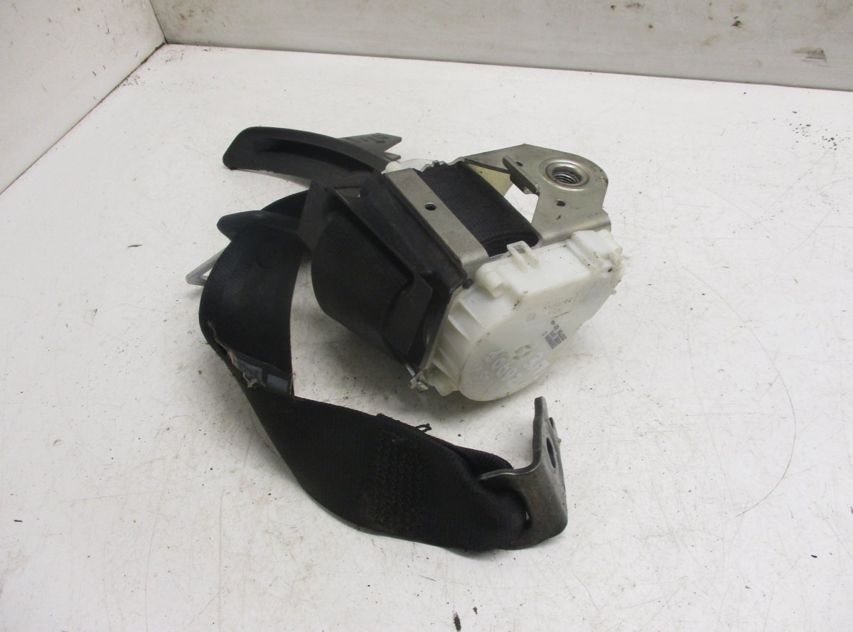 Volkswagen Passat Seat Belt Rear Right VW PASSAT B6 (3C) (2005-2010) Seat Belt Rear Ri...