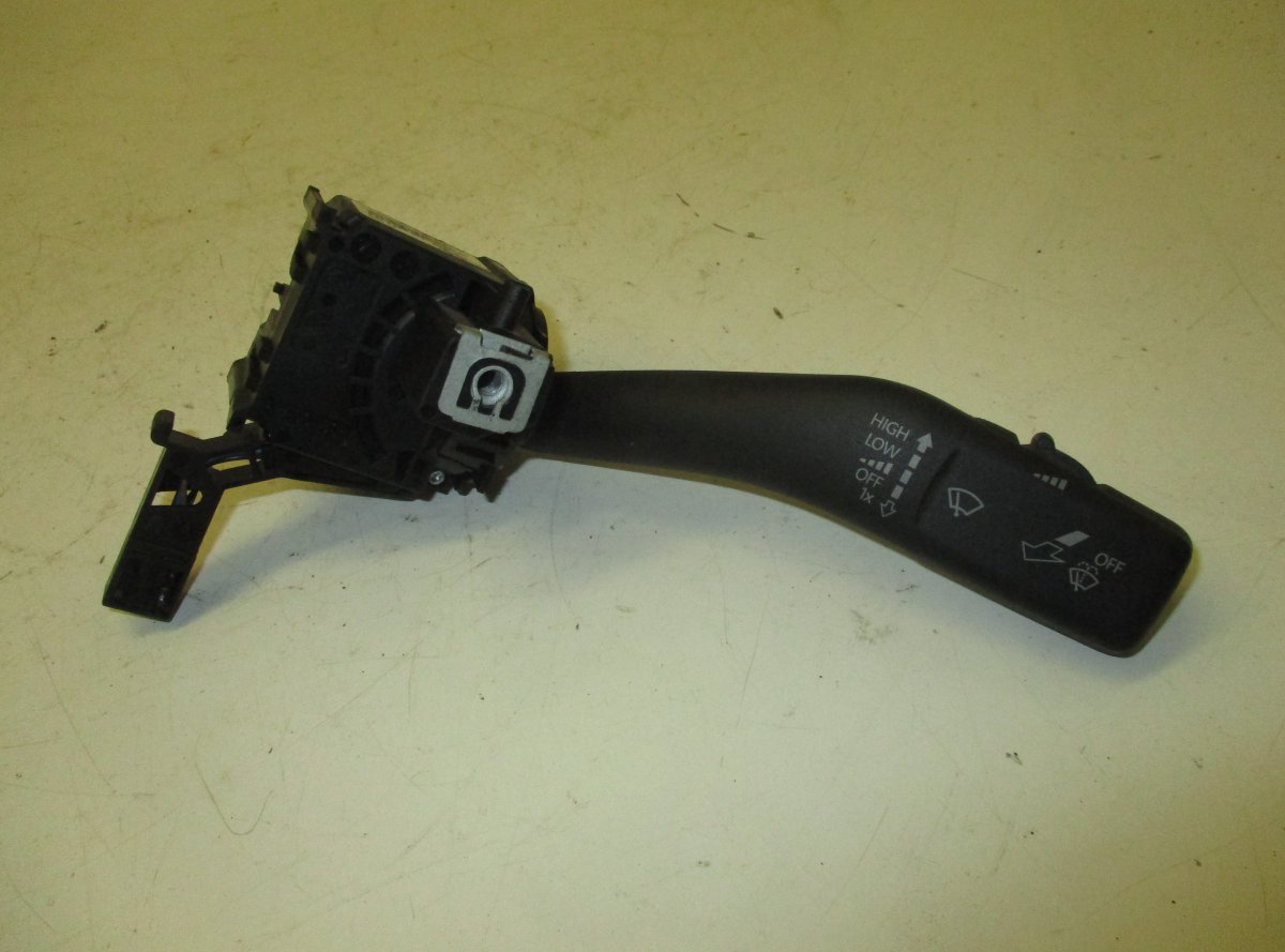 Skoda Superb (3T) Wiper Switch SKODA SUPERB II (3T4, 3T5) (2008-2015) Wiper Sw...