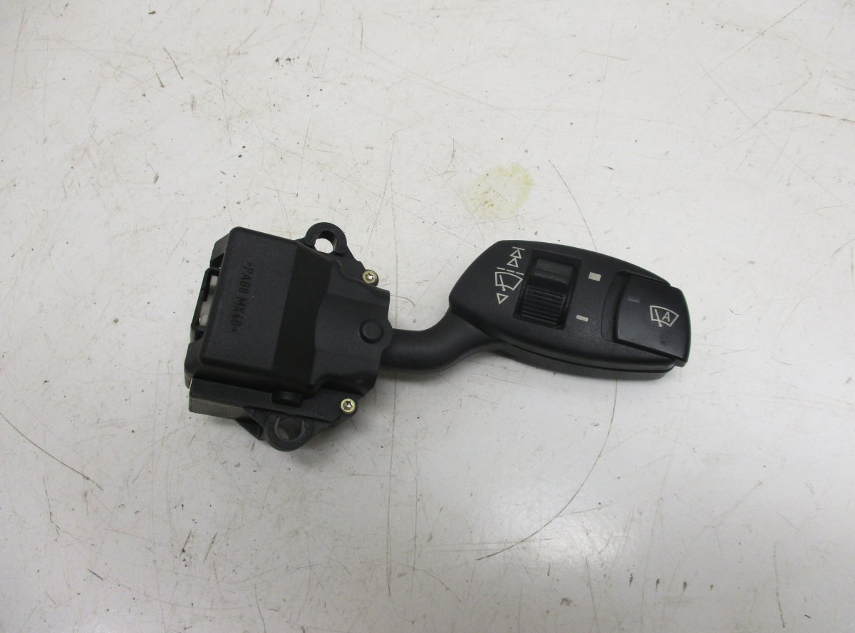 BMW 7 (E65 / E66 / E67 / E68) Wiper Switch