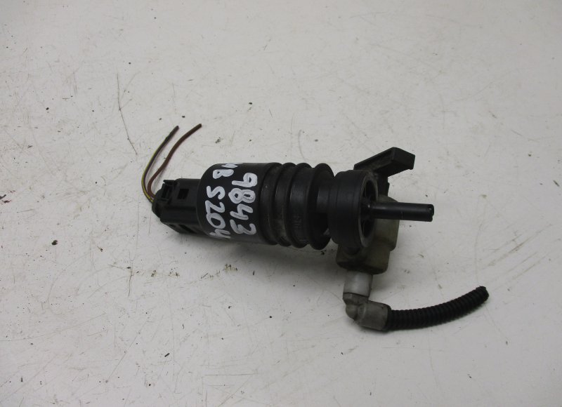 Mercedes-Benz A (W169) Washer pump Windscreen MERCEDES-BENZ C-CLASS (W204) (2007-2013) Washer...