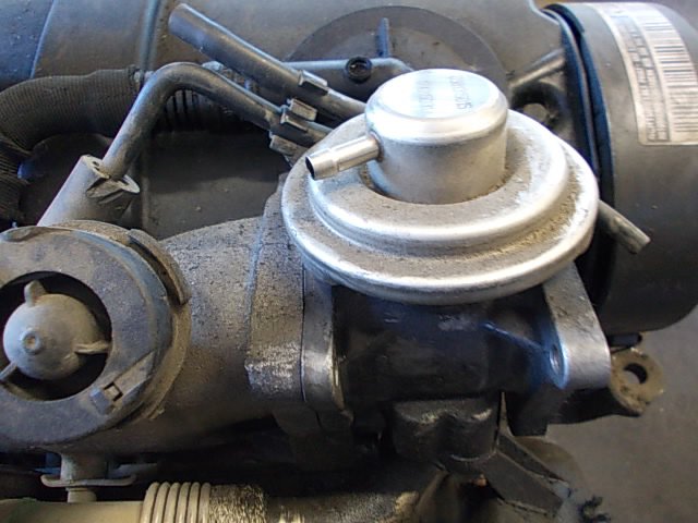 Volkswagen Golf 3 EGR Valve VW GOLF IV (1J) (1997-2006) EGR Valve 038131501...