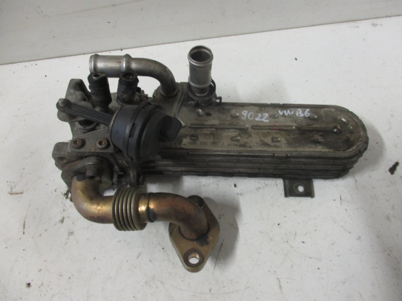 Volkswagen Passat EGR Valve VW PASSAT B6 (3C) (2005-2010) EGR Valve 03G1310...
