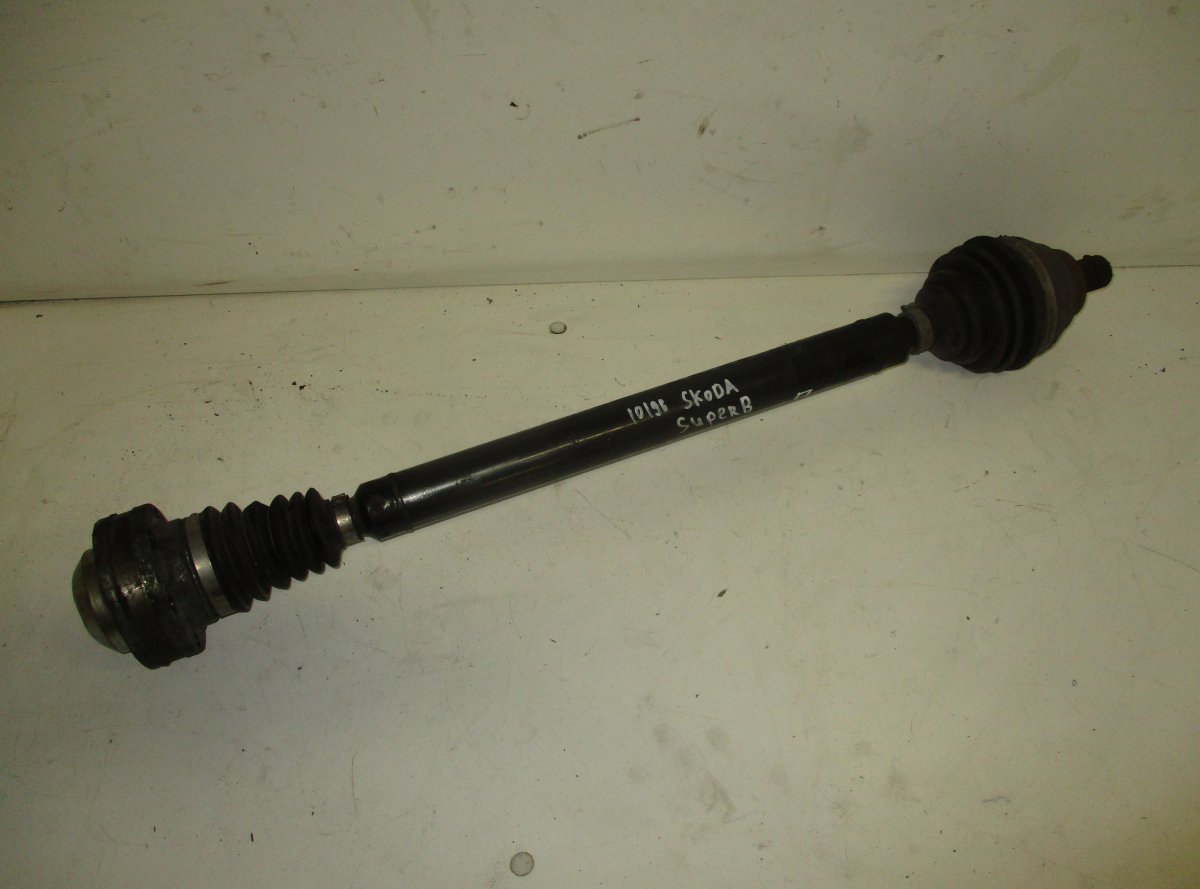 Skoda Superb (3T) Front Right Drive Shaft SKODA SUPERB II (3T4, 3T5) (2008-2015) Front Ri...