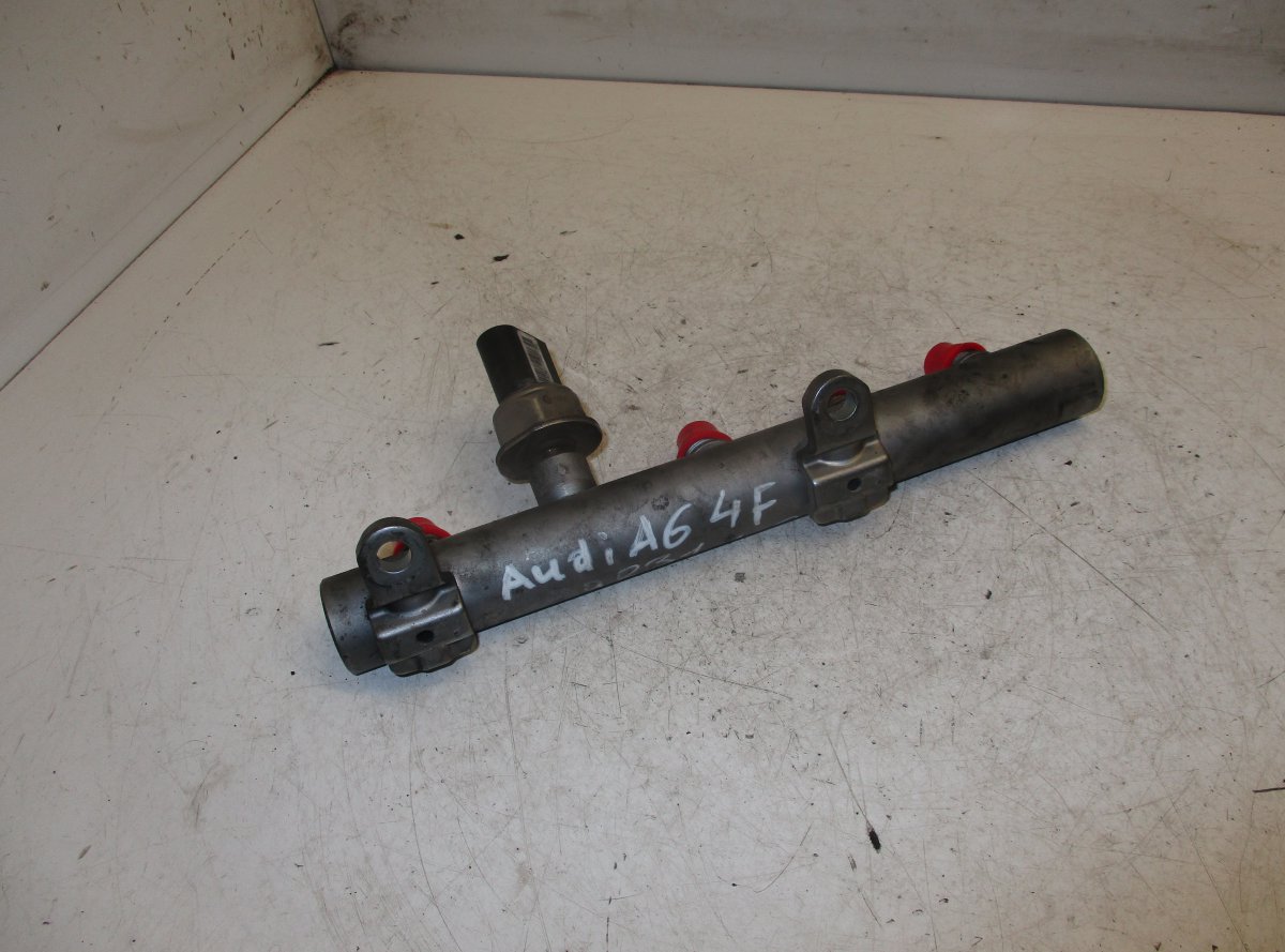 Audi A6 (C6) Fuel Distributor / fuel rail AUDI A6 / A6 ALLROAD (C6, 4F) (2004-2011) Fuel ...