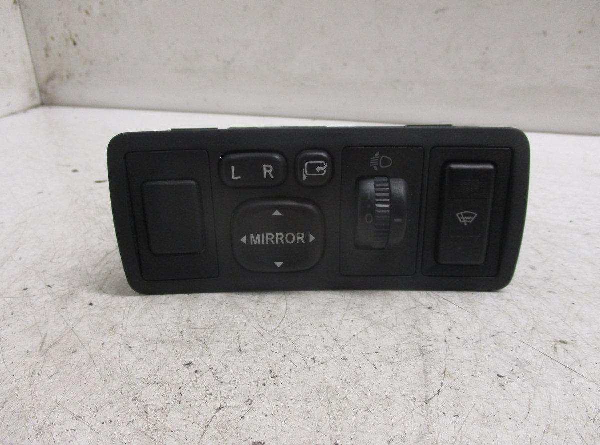 Toyota Avensis (T25) Mirror Switch TOYOTA AVENSIS (T250) (2003-2008) Mirror Switch...