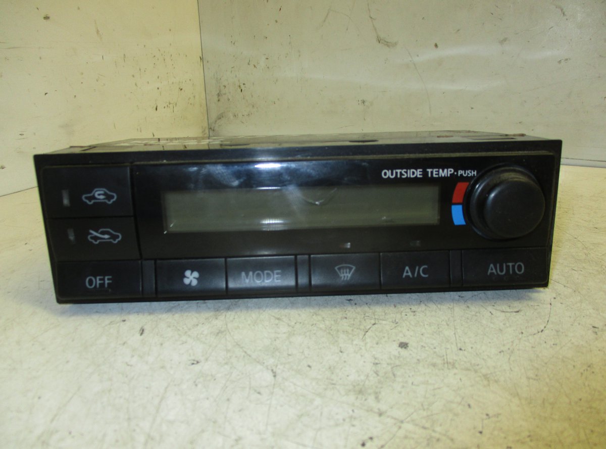 Nissan X-Trail Heater control panel NISSAN X-TRAIL I (T30) (2001-2007) Heater contr...