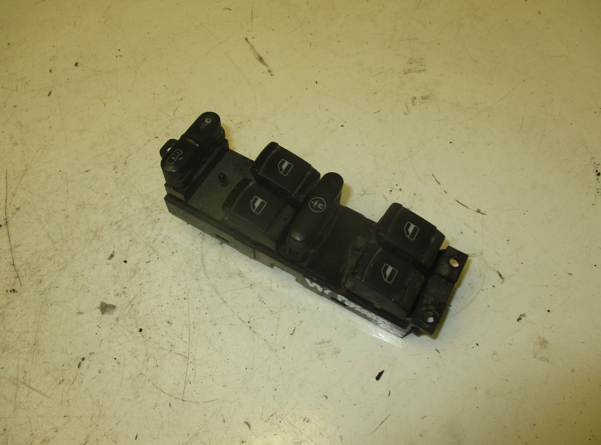 Volkswagen Bora Main window switch Main window switch — VW BORA (1J2/1J6) (1998-20...