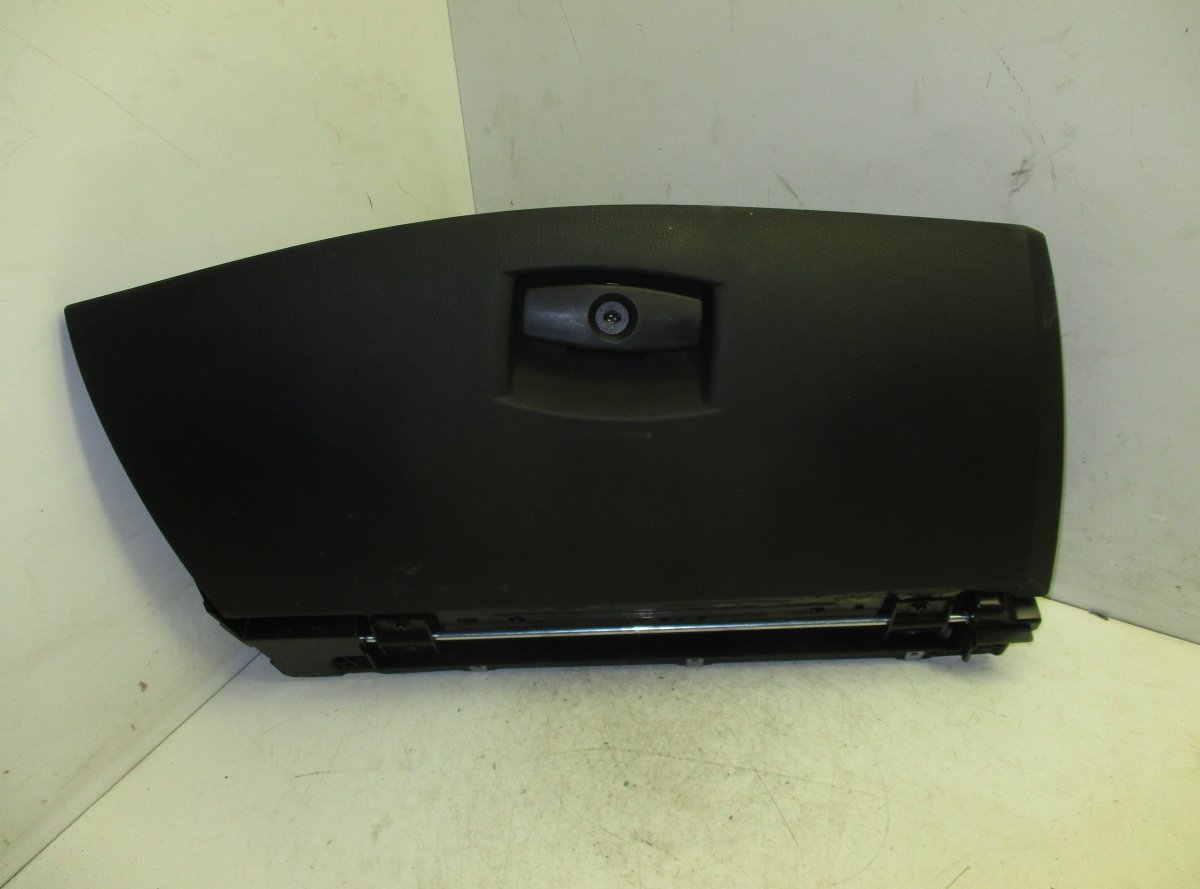 BMW 5 (E60 / E61) Glove Compartment Compl. BMW 5 (E60, E61) (2003-2010) Glove Compartment ...