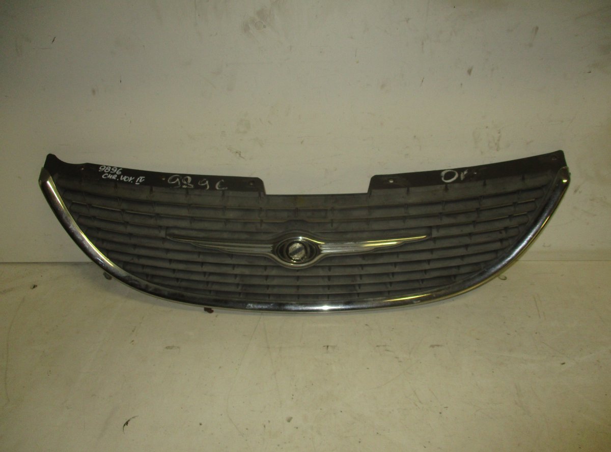 Chrysler Voyager / Town & Country Radiator Grille CHRYSLER VOYAGER IV (RG, RS) (2000-2008) Radiat...
