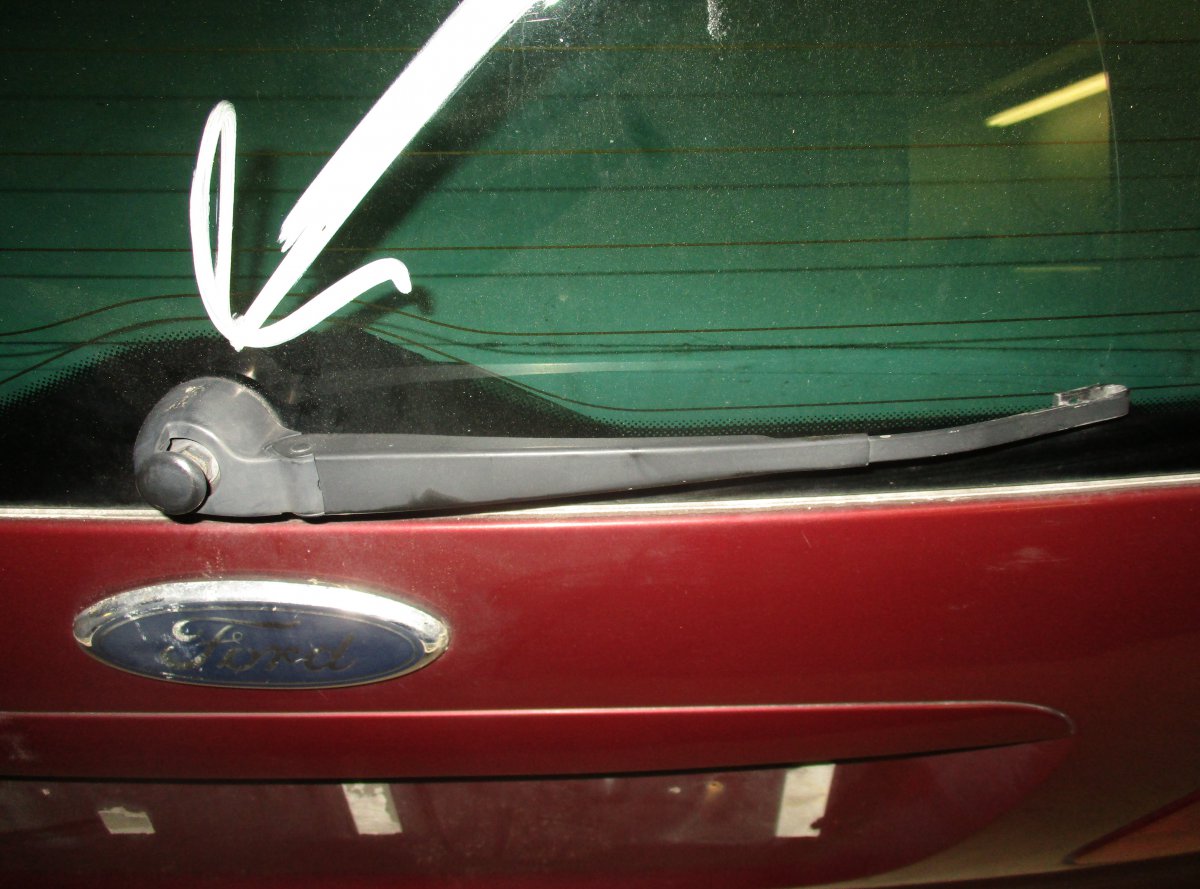 Ford Galaxy Заднее стекло, рычаг стеклоочистителя FORD GALAXY I (WGR) (1995-2006) Rear Window Wip...
