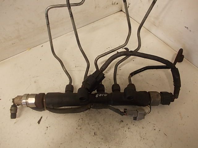 Toyota Avensis (T22) Fuel Distributor / fuel rail TOYOTA AVENSIS (T250) (2003-2008) Fuel Distribu...