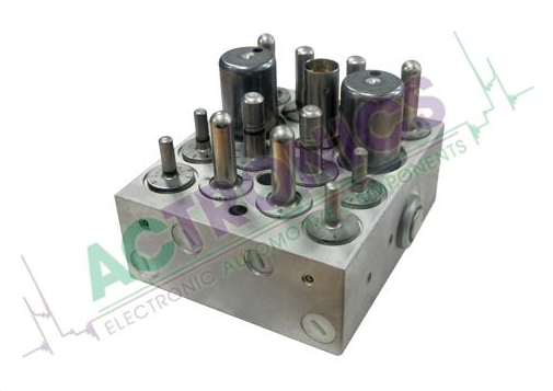 Toyota Yaris ABS hydraulic unit / pump TOYOTA YARIS I (XP10) (1999-2005) ABS hydraulic...