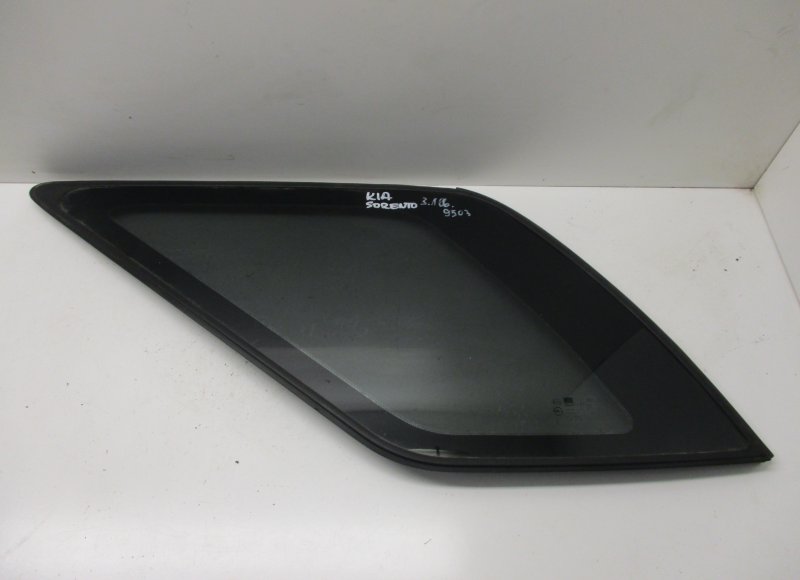 Kia Sorento Chassis Side Window glass Rear Left KIA SORENTO I (JC) (2002-2009) Chassis Side Win...