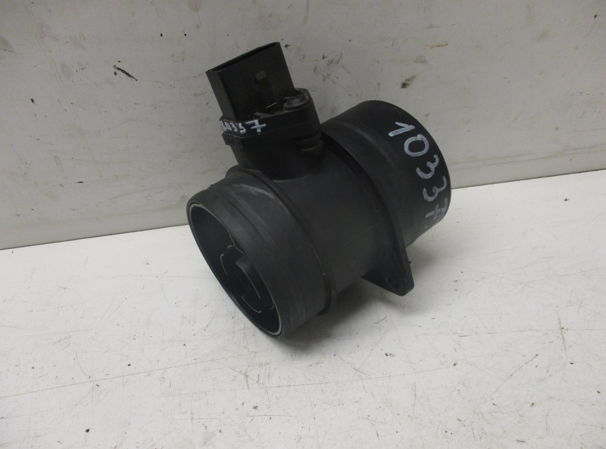 Volkswagen Golf 4 Mass Air-Flow Sensor VW GOLF V (1K) (2003-2009) Mass Air-Flow Sensor...