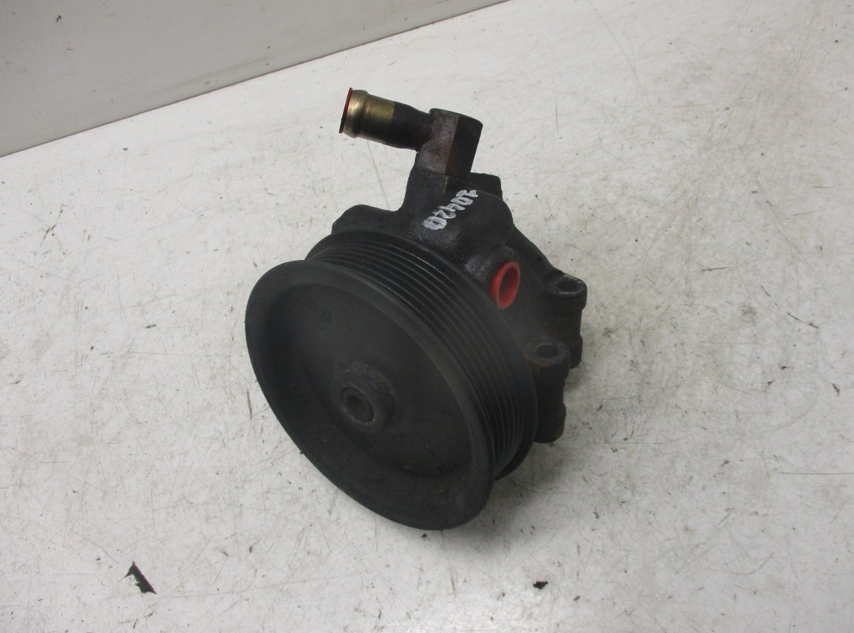 Ford Transit Connect / Tourneo Connect ohjaustehostimen pumppu FORD TRANSIT III (2000-2006) Power steering pum...