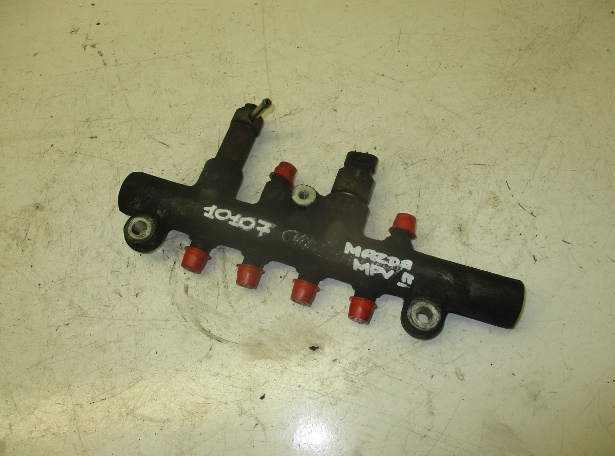 Mazda MPV Fuel Distributor / fuel rail MAZDA MPV II (LW) (1999-2006) Fuel Distributor ...