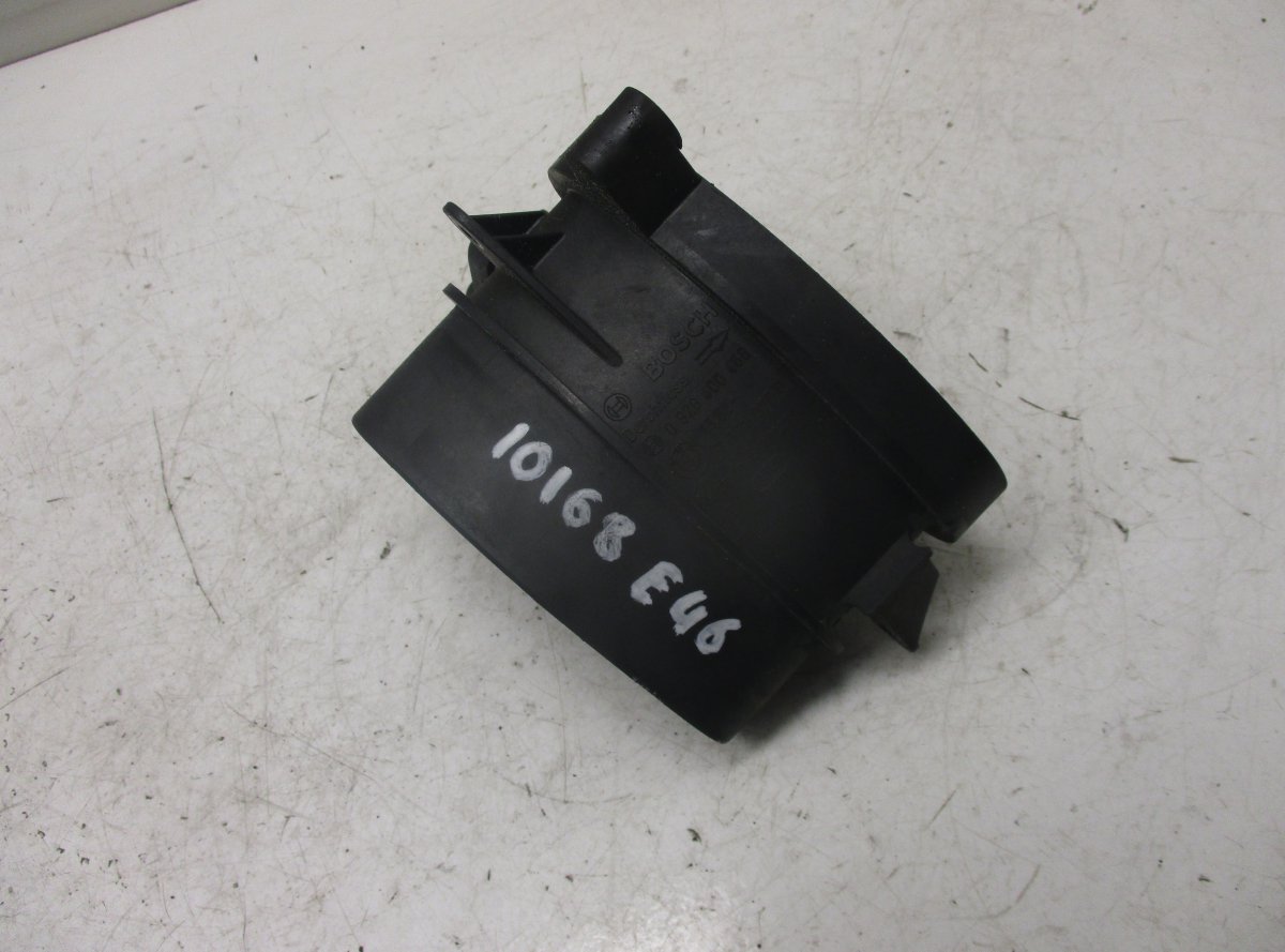 BMW 3 (E46) Mass Air-Flow Sensor BMW 3 (E46) (1998-2005) Mass Air-Flow Sensor 13...