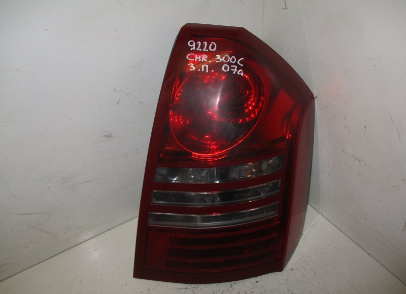 Chrysler 300C Tail light, right CHRYSLER 300C I (2004-2010) Tail light, right

...