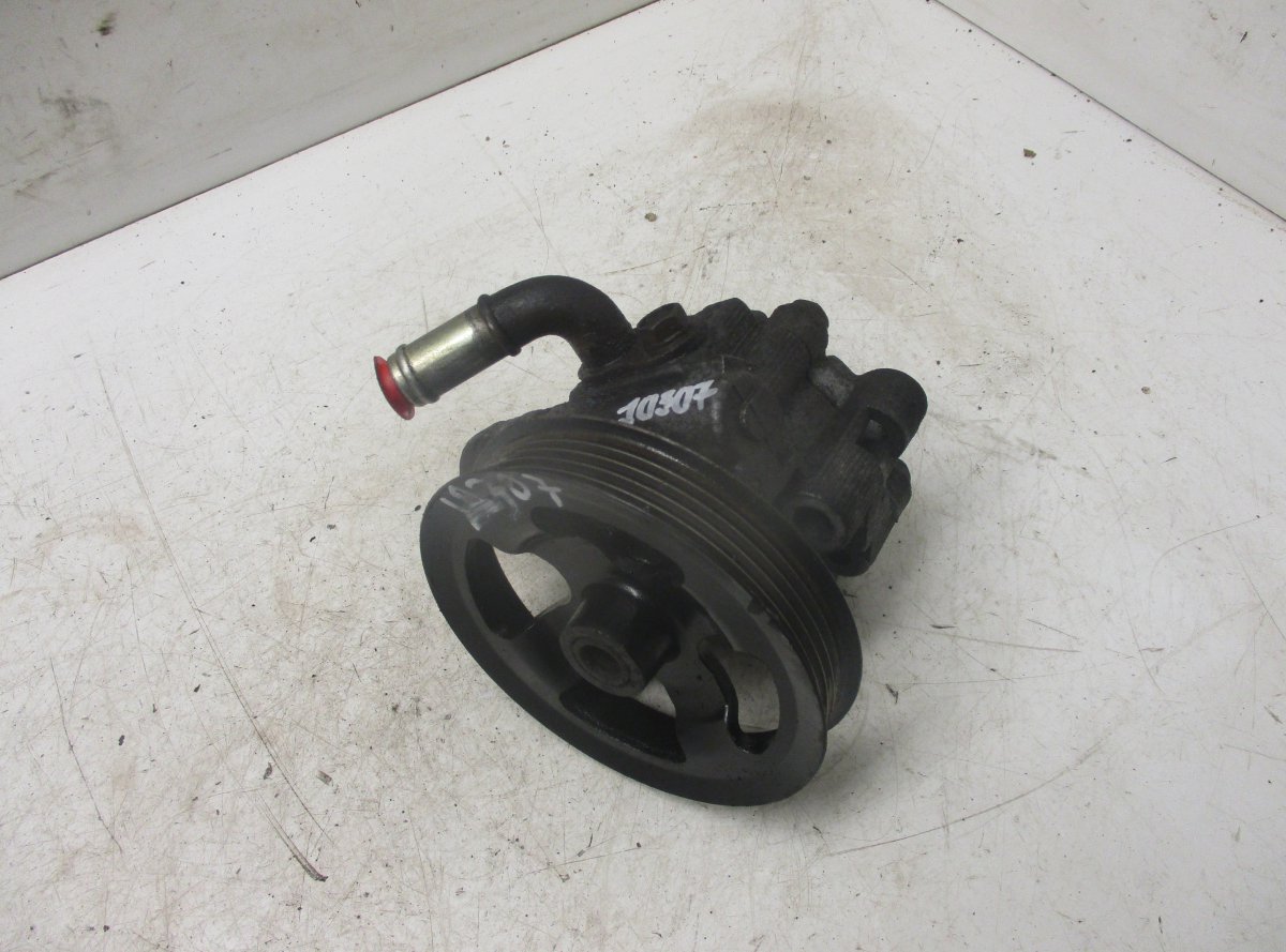 Toyota Corolla Verso ohjaustehostimen pumppu TOYOTA COROLLA Verso II (AR10) (2004-2009) Powe...