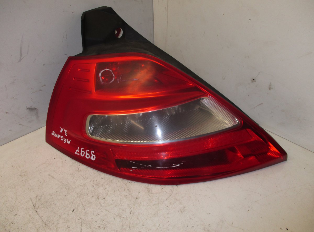 Renault Megane Left Rear Light Left rear light — RENAULT MEGANE II (2002-2008)...