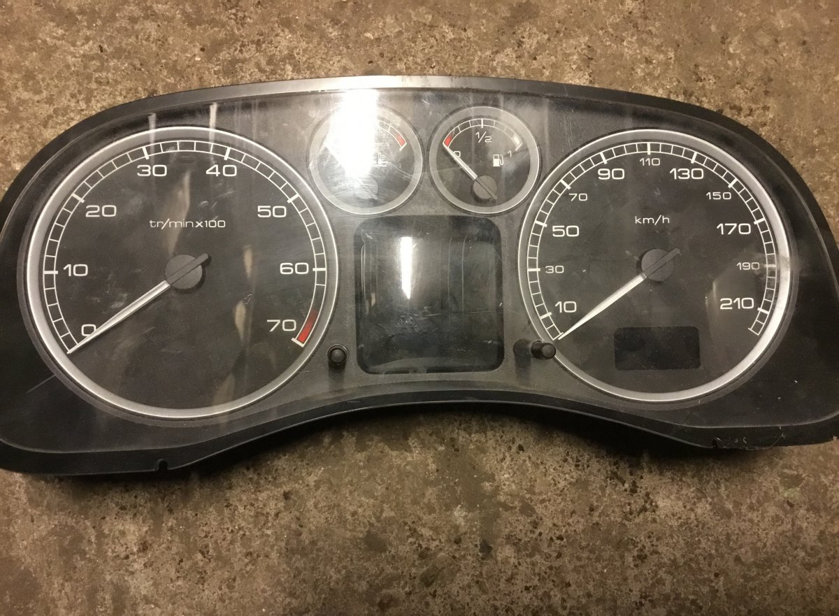 Peugeot 307 приборы PEUGEOT 307 (2000-2007) Instrument Cluster P964...