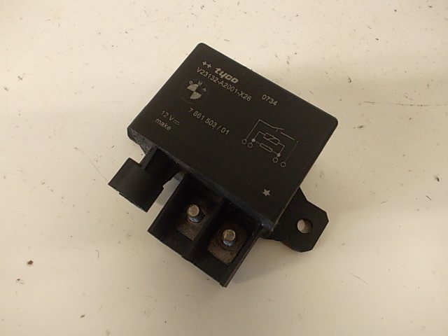 BMW X5 (E70) Radiator Fan Relay / Control unit BMW X5 (E70) (2007-2013) Radiator Fan Relay / C...