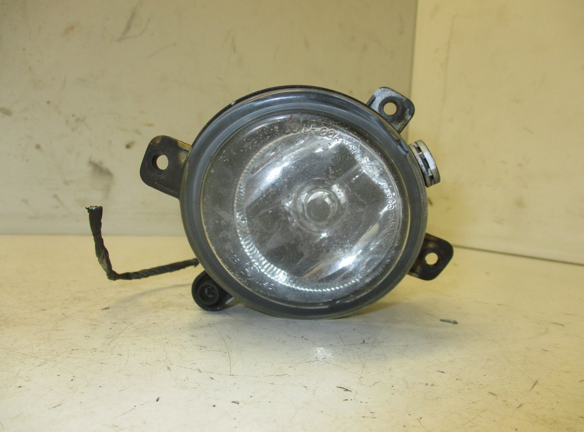 Ford Mondeo Fog Lamp Front Right FORD MONDEO Mk III (2000-2007) Fog Lamp Front R...