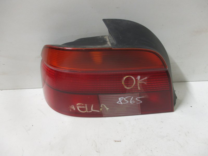 BMW 5 (E39) tail light left BMW 5 (E39) (1995-2004) Tail light left

Genera...