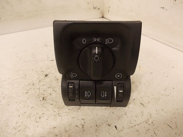 Opel Vectra (A) Headlight Switch OPEL VECTRA B (1995-2003) Headlight Switch 9050...