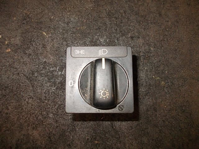 Volvo 850 Headlight Switch VOLVO 850 (LS, LW) (1991-1997) Headlight Switch...
