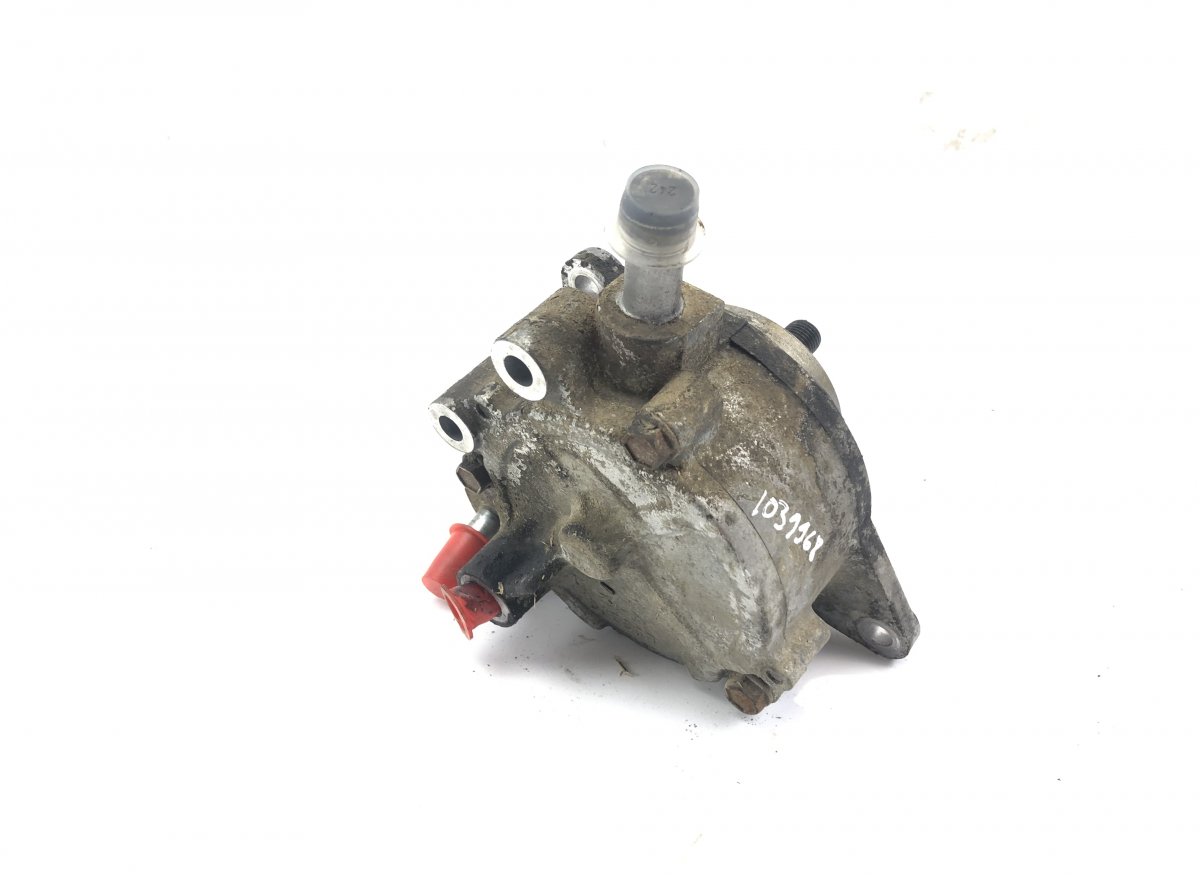 Nissan Pick Up / Navara / NP300 (D22) Vacuum Pump, engine NISSAN NAVARA II / NP300 (D40) (2004-2021) Vacu...