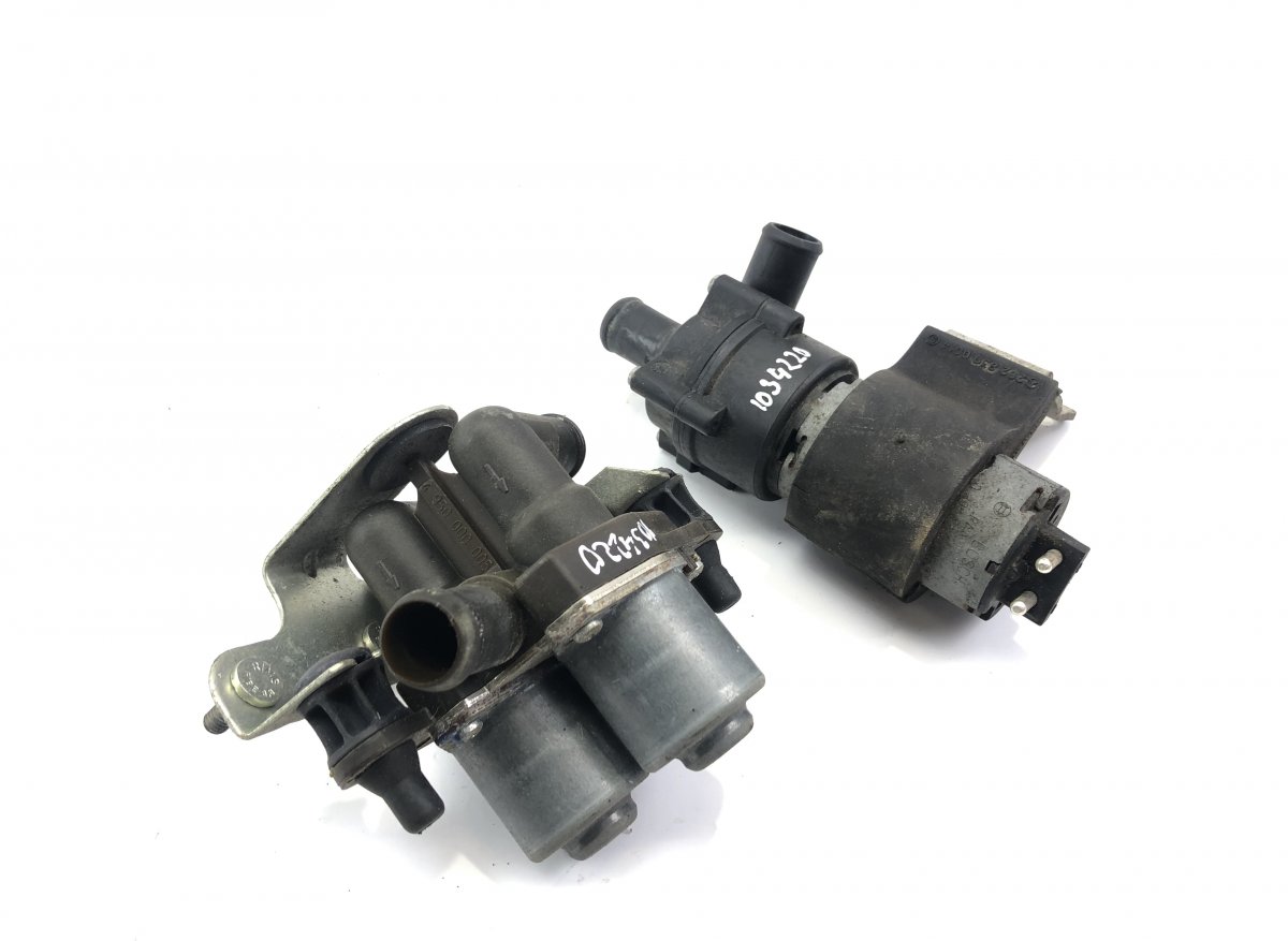 Mercedes-Benz CLK (W208) Coolant Circulation Pump MERCEDES-BENZ CLK (C208) (1997-2002) Coolant Ci...