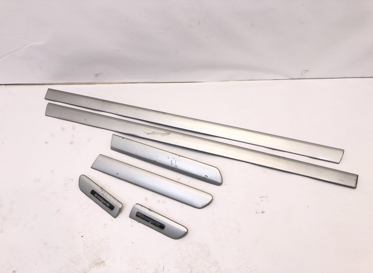 Mercedes-Benz CLK (W208) Door Moulding Front Left MERCEDES-BENZ CLK (C208) (1997-2002) Door Mould...
