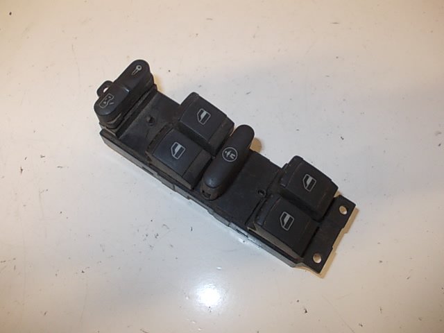 Volkswagen Passat Main windows switch VW PASSAT B5 (3B2) (1996-2000) Main windows swi...