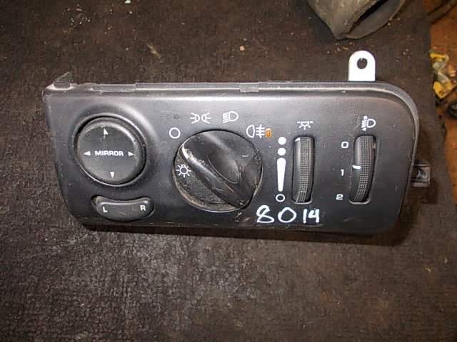 Chrysler Voyager / Town & Country Headlight Switch CHRYSLER VOYAGER III (GS) (1995-2001) Headlight...