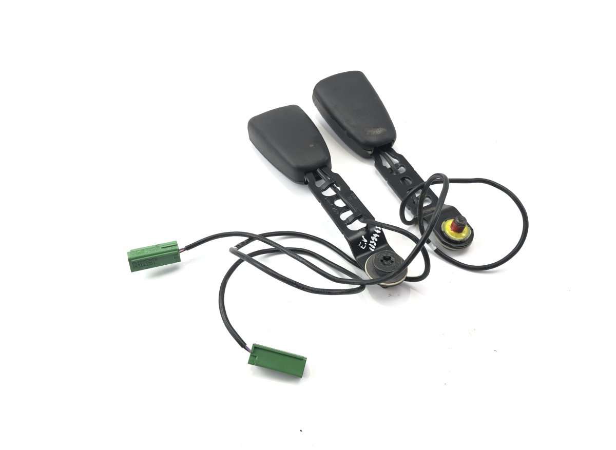 Volvo C30 Seat Belt Buckle Front Left VOLVO S40 / V50 / C30 / C70 (MS, MW) (2004-2012...