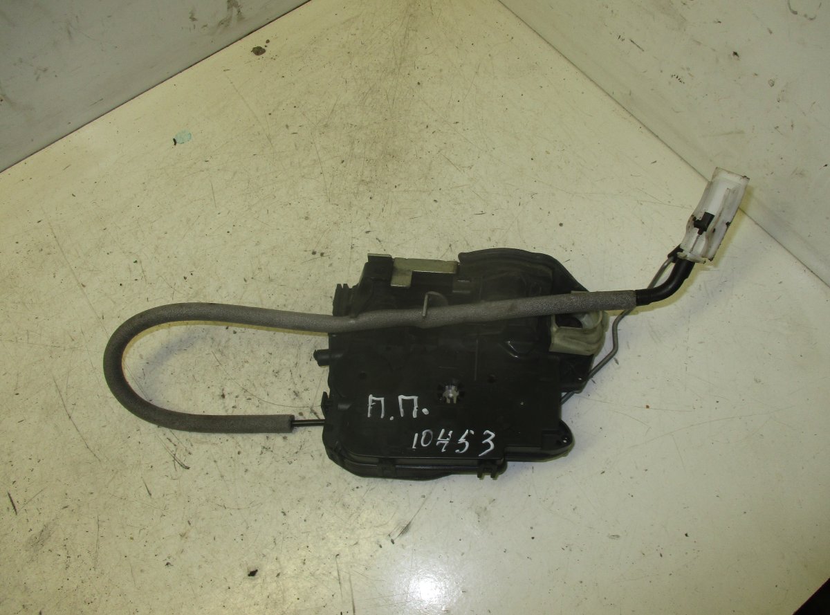 BMW 3 (E90 / E91 / E92 / E93) Door Lock Front Right BMW 3 (E90, E91, E92, E93) (2005-2011) Door Loc...